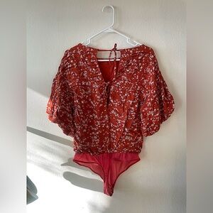 free people intimately Red Floral Bodysuit V-Cut Back Women’s Size Small